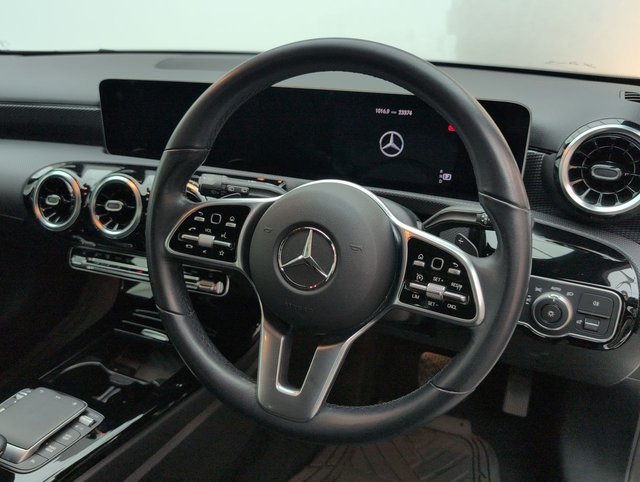 USED 2020 70 Mercedes-Benz A Class 2.0 A200d Sport (executive) Hatchback 5dr Diesel 8g-Dct Euro 6 (s/S) (150 Ps) Heated Front Seats+navigation