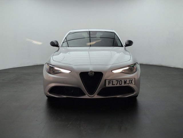 USED 2020 70 Alfa Romeo Giulia 2.0t Nero Edizione Saloon 4dr Petrol Auto Euro 6 (s/S) (200 Ps) Lane Departure Warning+18" Alloys