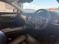 USED 2021 71 VOLVO V90 2.0 B4 MHEV Momentum Estate 5dr Petrol Hybrid Auto Euro 6 (s/s) (197 ps)+1 FORMER KEEPER+2 KEYS+CLIMATE+PACK+MEDIA+BLUETOOTH+NAVIGATION+USB+DAB+ 2 KEYS+HISTORY+1 OWNER+MEDIA+FULL LEATHER SEATS+PARKING CONTROL+18" ALLOYS+CLIMATE PACK+PRIVACY+BLUETOOTH+NAV+HEATED FRONT SEATS+REAR CAM+CRUISE+HPI CLEAR