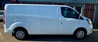 USED 2022 22 FORD TRANSIT CUSTOM 2.0 300 EcoBlue Limited Panel Van 5dr Diesel Manual L2 H1 Euro 6 (s/s) (130 ps) 1 OWNER, SAT NAV, AIR CON, CRUISE,