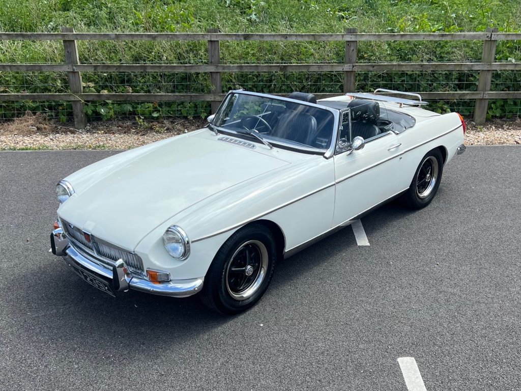 USED 1972 MG MGB Roadster // 1800cc // Chrome Bumper // px swap 