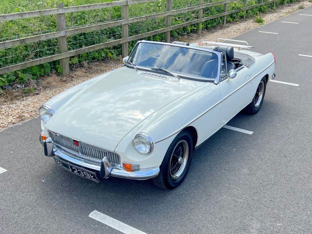 USED 1972 MG MGB Roadster // 1800cc // Chrome Bumper // px swap 