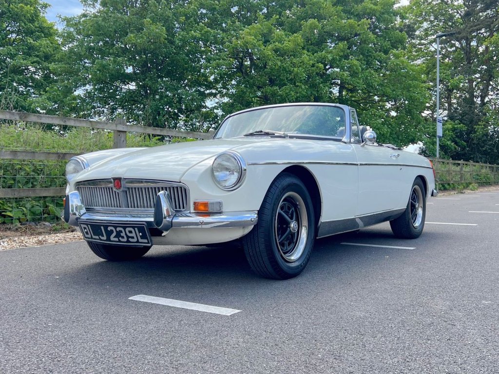USED 1972 MG MGB Roadster // 1800cc // Chrome Bumper // px swap 