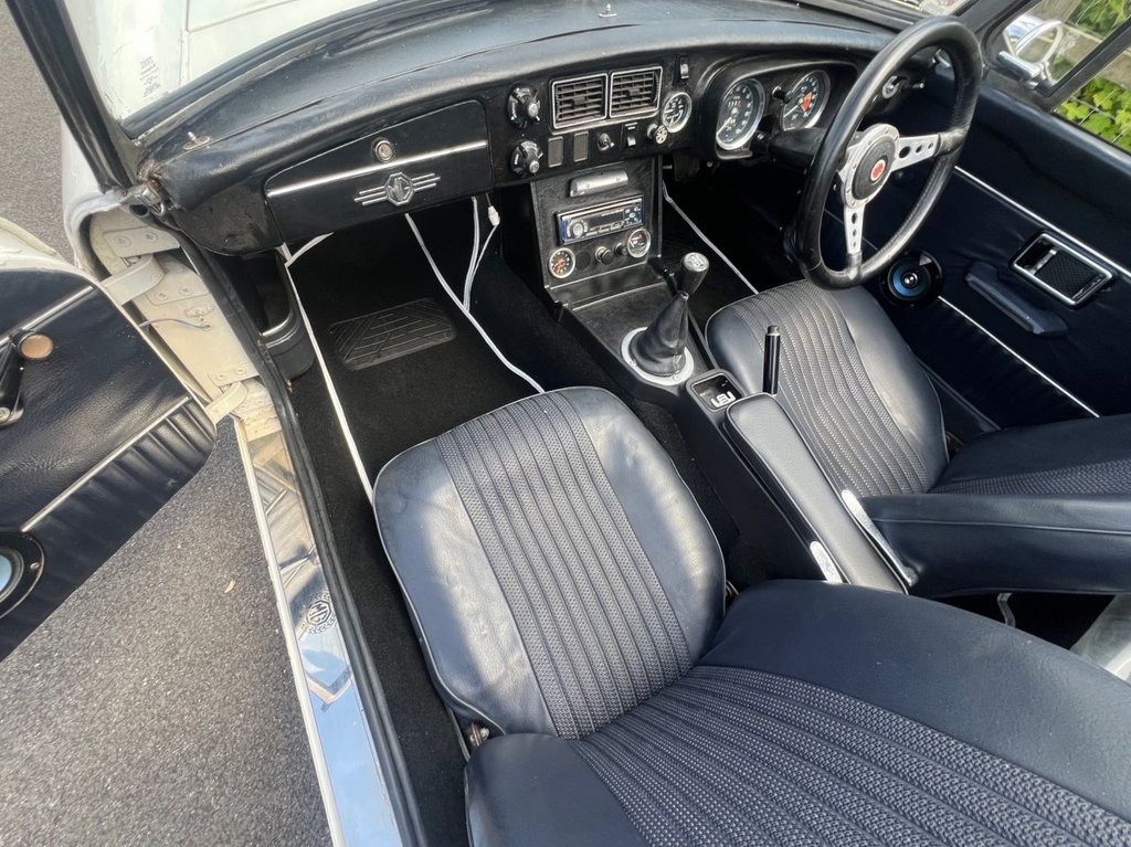 USED 1972 MG MGB Roadster // 1800cc // Chrome Bumper // px swap 