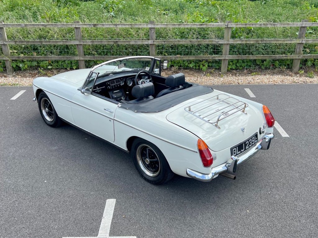 USED 1972 MG MGB Roadster // 1800cc // Chrome Bumper // px swap 