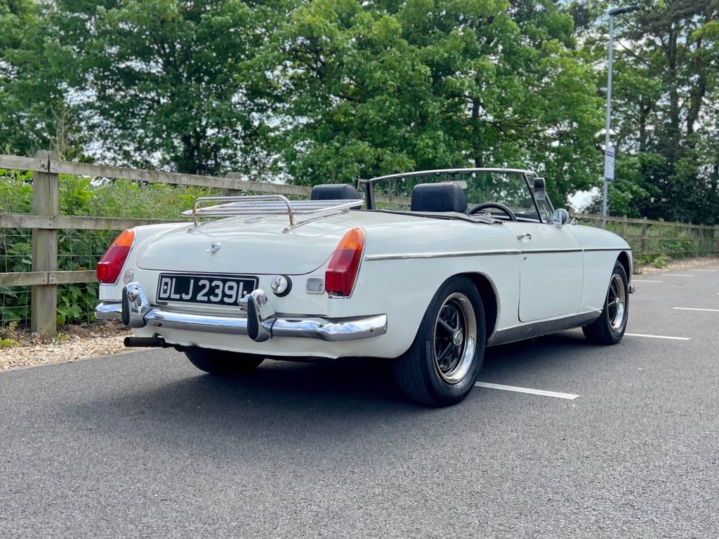 USED 1972 MG MGB Roadster // 1800cc // Chrome Bumper // px swap 