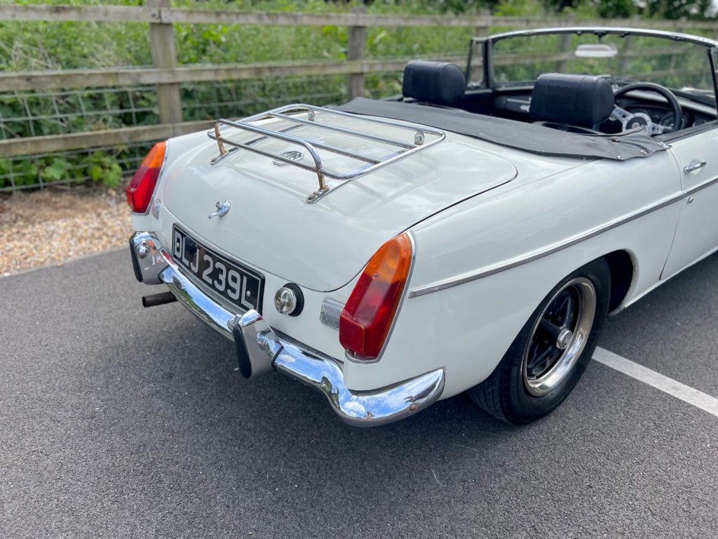USED 1972 MG MGB Roadster // 1800cc // Chrome Bumper // px swap 