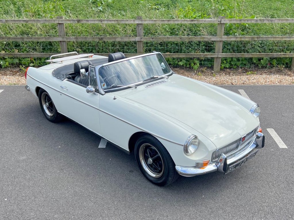USED 1972 MG MGB Roadster // 1800cc // Chrome Bumper // px swap 