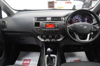 USED 2014 14 KIA RIO 1.4 2 Hatchback 5dr Petrol Auto Euro 5 (107 bhp) Parking Sensors - Bluetooth - Low Miles!