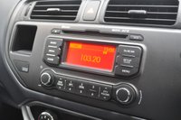 USED 2014 14 KIA RIO 1.4 2 Hatchback 5dr Petrol Auto Euro 5 (107 bhp) Parking Sensors - Bluetooth - Low Miles!