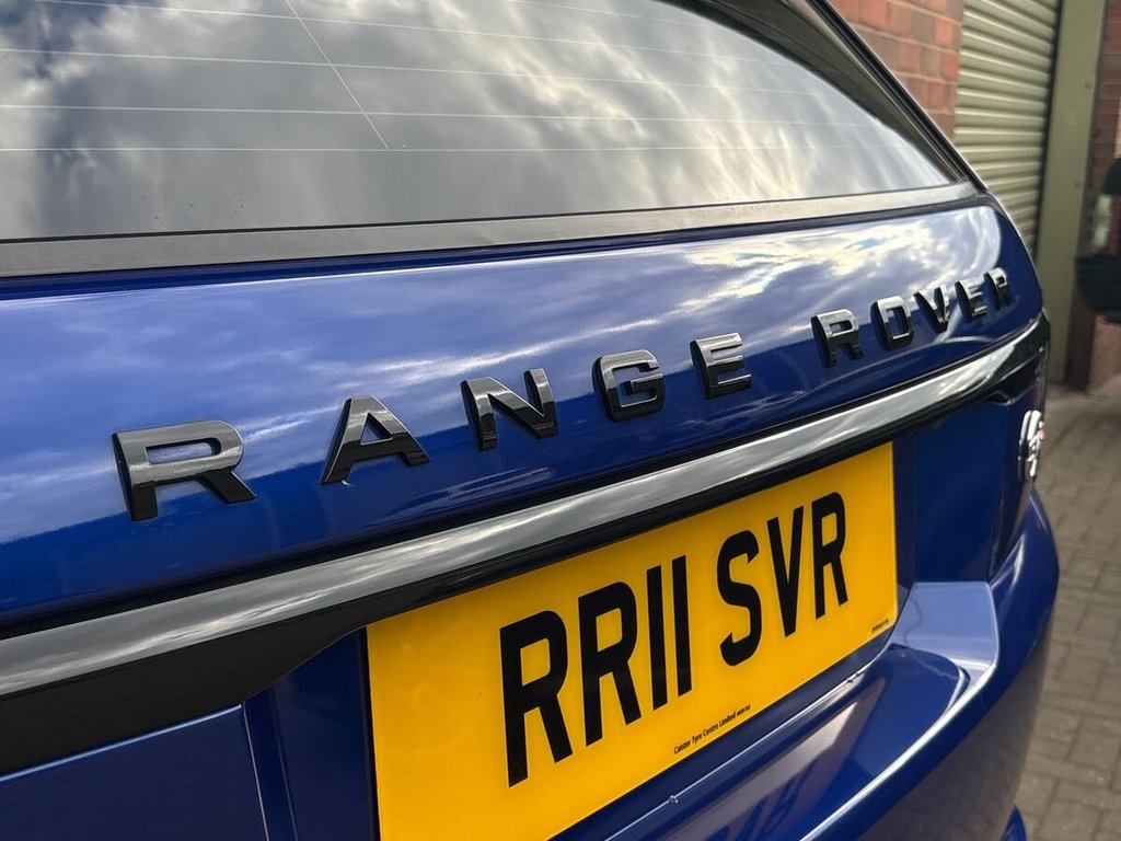 USED 2015 11 LAND ROVER RANGE ROVER SPORT 5.0 V8 SVR SUV 5dr Petrol Auto 4WD Euro 5 (s/s) (550 ps) 2 OWNERS|CARBON INTERIOR PACK