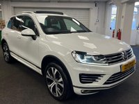 USED 2016 16 VOLKSWAGEN TOUAREG 3.0 TDI V6 BlueMotion Tech R-Line SUV 5dr Diesel Tiptronic 4WD Euro 6 (s/s) (262 ps) UK DELIVERY FLAT FEE &pound;175 (SUBJECT TO DEAL) *OVER 100 IMAGES ON OUR WEBSITE*BESPOKE FINANCE ARRANGED*PART EXCHANGE WELCOME*ALL VEHICLES HPI CLEAR