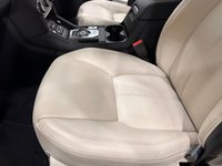 USED 2015 15 LAND ROVER DISCOVERY 4 3.0 SD V6 HSE SUV 5dr Diesel Auto 4WD Euro 5 (s/s) (255 bhp) Super Low Mileage 27016 Miles,  1 Lady Owner , Premium Cirrus Leather , 7 Seater , Heated Steering Wheel, Heated Seats, Detachable Towbar