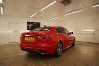 USED 2019 19 JAGUAR XE 2.0 P250i R-Dynamic SE Saloon 4dr Petrol Auto Euro 6 (s/s) (250 ps) 