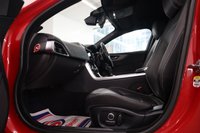 USED 2019 19 JAGUAR XE 2.0 P250i R-Dynamic SE Saloon 4dr Petrol Auto Euro 6 (s/s) (250 ps) 