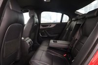 USED 2019 19 JAGUAR XE 2.0 P250i R-Dynamic SE Saloon 4dr Petrol Auto Euro 6 (s/s) (250 ps) 