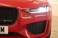 USED 2019 19 JAGUAR XE 2.0 P250i R-Dynamic SE Saloon 4dr Petrol Auto Euro 6 (s/s) (250 ps) 