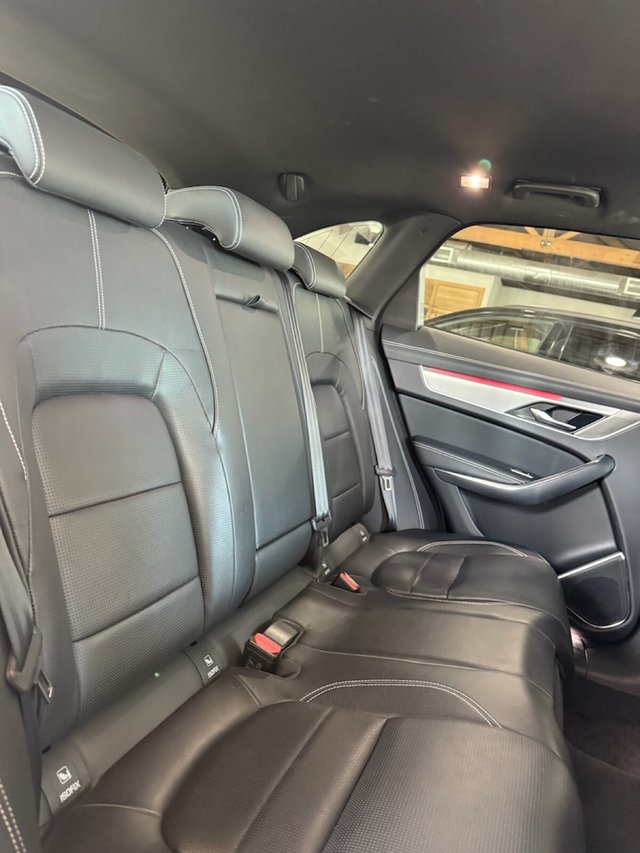 2022 JAGUAR F-PACE (2022) - Photo 6