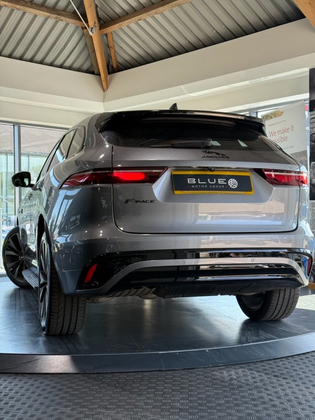 2022 JAGUAR F-PACE (2022) - Photo 8