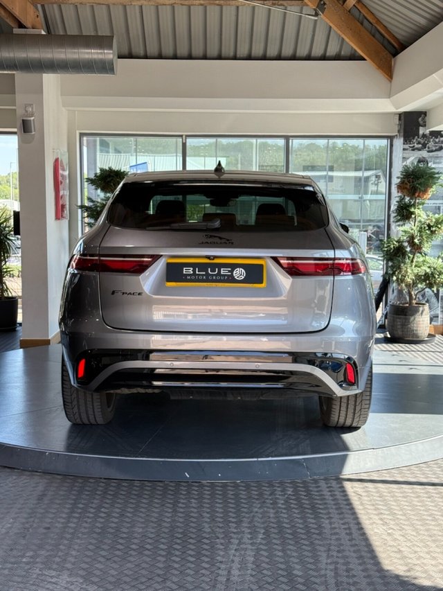 2022 JAGUAR F-PACE (2022) - Photo 10