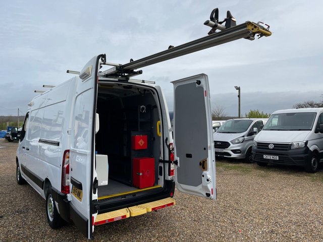 2019 Vauxhall Movano 2.3L null 5dr - Photo 4