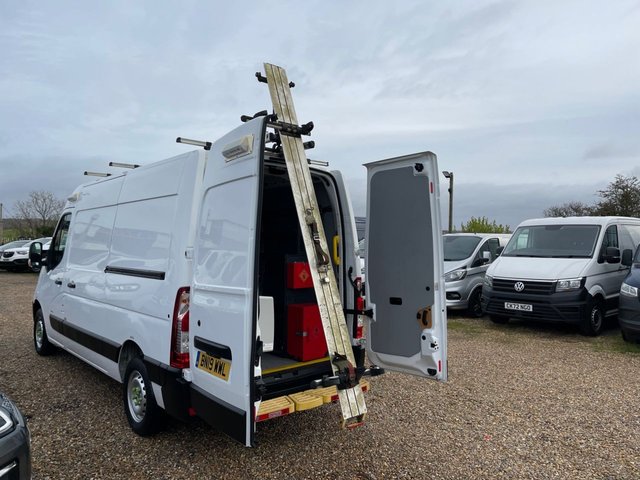 2019 Vauxhall Movano 2.3L null 5dr - Photo 5