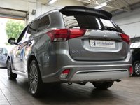 USED 2020 69 MITSUBISHI OUTLANDER 2.4h TwinMotor 13.8kWh Design SUV 5dr Petrol Plug-in Hybrid CVT 4WD Euro 6 (s/s) (224 ps) APP SAT NAV ANDROID APPLE CARPLAY HEATED SEATS CRUISE CONTROL REAR VIEW CAMERA 1 OWNER SERVICE HISTORY WARRANTY