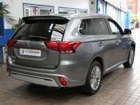 USED 2020 69 MITSUBISHI OUTLANDER 2.4h TwinMotor 13.8kWh Design SUV 5dr Petrol Plug-in Hybrid CVT 4WD Euro 6 (s/s) (224 ps) APP SAT NAV ANDROID APPLE CARPLAY HEATED SEATS CRUISE CONTROL REAR VIEW CAMERA 1 OWNER SERVICE HISTORY WARRANTY