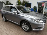 USED 2020 69 MITSUBISHI OUTLANDER 2.4h TwinMotor 13.8kWh Design SUV 5dr Petrol Plug-in Hybrid CVT 4WD Euro 6 (s/s) (224 ps) APP SAT NAV ANDROID APPLE CARPLAY HEATED SEATS CRUISE CONTROL REAR VIEW CAMERA 1 OWNER SERVICE HISTORY WARRANTY