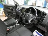 USED 2020 69 MITSUBISHI OUTLANDER 2.4h TwinMotor 13.8kWh Design SUV 5dr Petrol Plug-in Hybrid CVT 4WD Euro 6 (s/s) (224 ps) APP SAT NAV ANDROID APPLE CARPLAY HEATED SEATS CRUISE CONTROL REAR VIEW CAMERA 1 OWNER SERVICE HISTORY WARRANTY