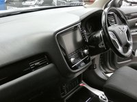 USED 2020 69 MITSUBISHI OUTLANDER 2.4h TwinMotor 13.8kWh Design SUV 5dr Petrol Plug-in Hybrid CVT 4WD Euro 6 (s/s) (224 ps) APP SAT NAV ANDROID APPLE CARPLAY HEATED SEATS CRUISE CONTROL REAR VIEW CAMERA 1 OWNER SERVICE HISTORY WARRANTY