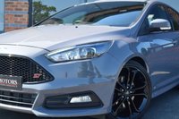 USED 2017 67 FORD FOCUS 2.0T EcoBoost ST-3 Hatchback 5dr Petrol Manual Euro 6 (s/s) (250 ps) SUNROOF / BLACK PACK / 2 OWNER