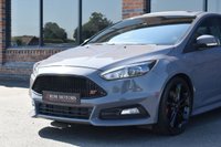 USED 2017 67 FORD FOCUS 2.0T EcoBoost ST-3 Hatchback 5dr Petrol Manual Euro 6 (s/s) (250 ps) SUNROOF / BLACK PACK / 2 OWNER