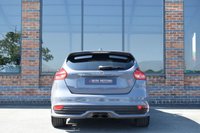 USED 2017 67 FORD FOCUS 2.0T EcoBoost ST-3 Hatchback 5dr Petrol Manual Euro 6 (s/s) (250 ps) SUNROOF / BLACK PACK / 2 OWNER
