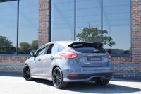 USED 2017 67 FORD FOCUS 2.0T EcoBoost ST-3 Hatchback 5dr Petrol Manual Euro 6 (s/s) (250 ps) SUNROOF / BLACK PACK / 2 OWNER