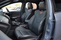USED 2017 67 FORD FOCUS 2.0T EcoBoost ST-3 Hatchback 5dr Petrol Manual Euro 6 (s/s) (250 ps) SUNROOF / BLACK PACK / 2 OWNER