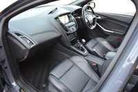 USED 2017 67 FORD FOCUS 2.0T EcoBoost ST-3 Hatchback 5dr Petrol Manual Euro 6 (s/s) (250 ps) SUNROOF / BLACK PACK / 2 OWNER