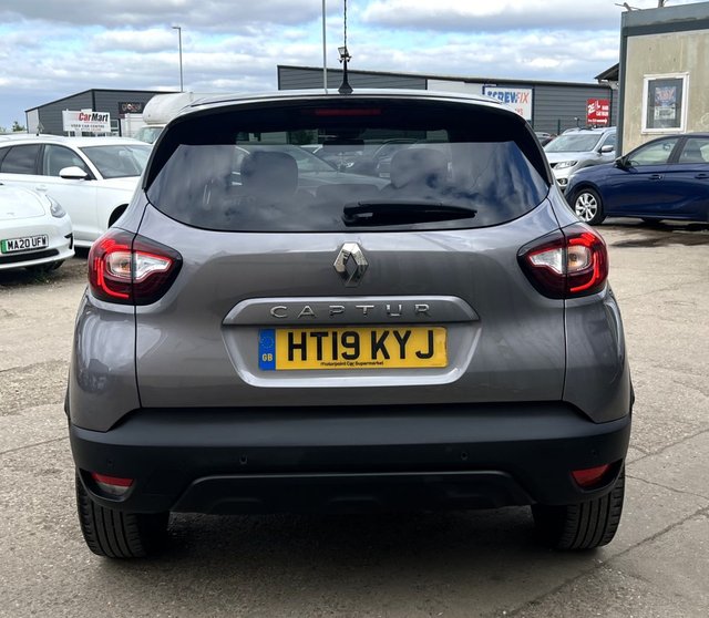 2019 RENAULT CAPTUR 1.5 dCi ENERGY Iconic SUV 5dr Diesel Manual Euro 6 (s/s) (90 ps) - Photo 6