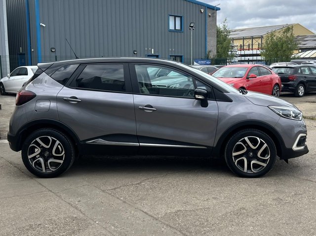 2019 RENAULT CAPTUR 1.5 dCi ENERGY Iconic SUV 5dr Diesel Manual Euro 6 (s/s) (90 ps) - Photo 7