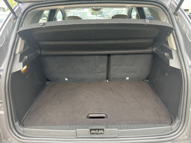 2019 RENAULT CAPTUR 1.5 dCi ENERGY Iconic SUV 5dr Diesel Manual Euro 6 (s/s) (90 ps) - Photo 9