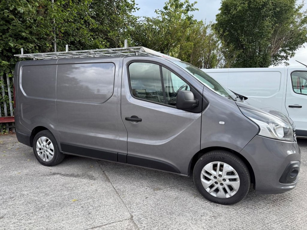 2018 RENAULT TRAFIC