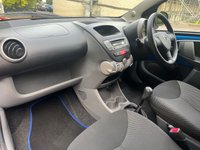 USED 2011 11 TOYOTA AYGO 1.0 VVT-i Blue Hatchback 5dr Petrol Manual Euro 5 (67 ps) 