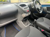 USED 2011 11 TOYOTA AYGO 1.0 VVT-i Blue Hatchback 5dr Petrol Manual Euro 5 (67 ps) 