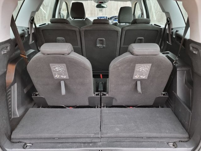 2019 PEUGEOT 5008 1.5 BlueHDi Active SUV 5dr Diesel Manual Euro 6 (s/s) (130 ps) - Photo 7