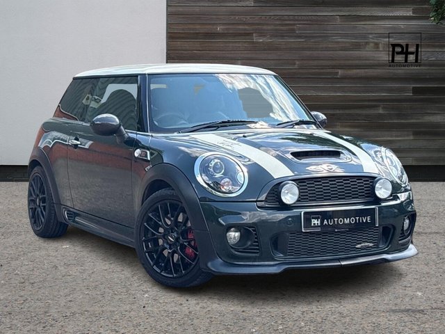 2010 10 MINI Hatch John Cooper Works 1.6 John Cooper Works Hatchback 3dr Petrol Manual Euro 5 (211 ps)