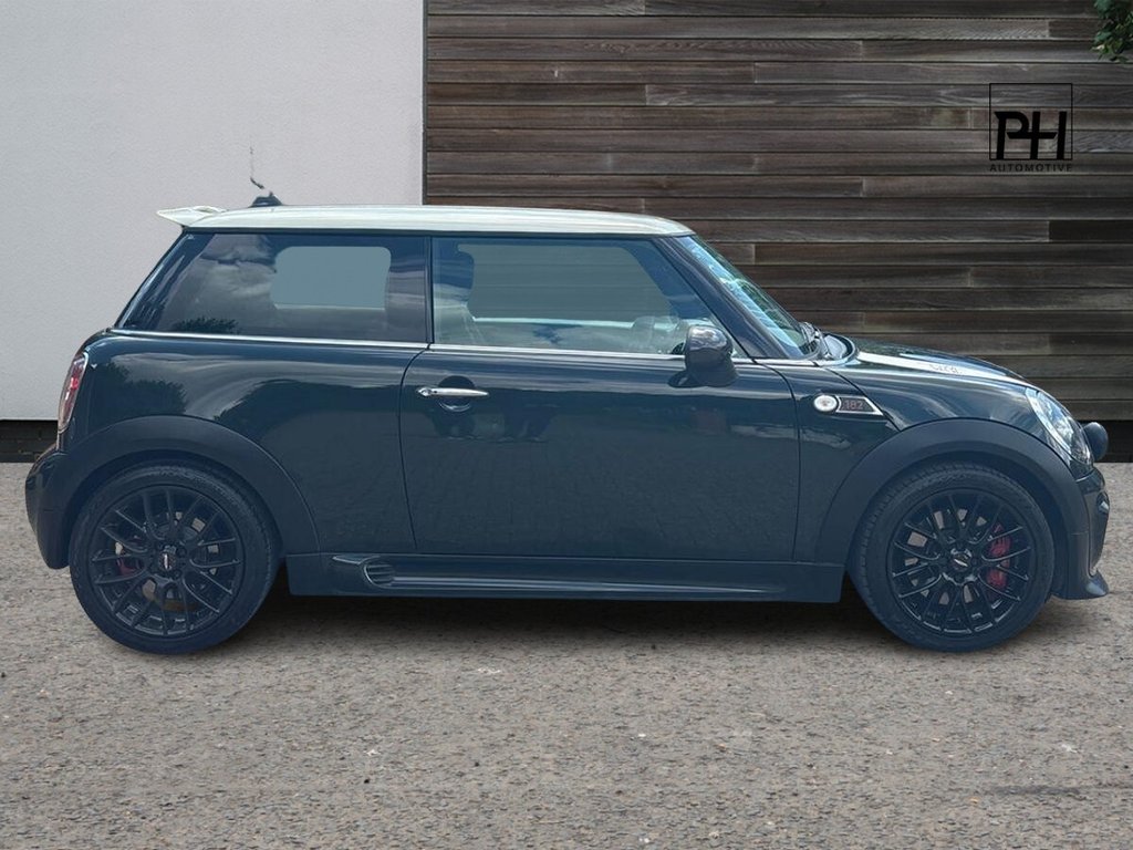 USED 2010 10 MINI HATCH JOHN COOPER WORKS 1.6 John Cooper Works Hatchback 3dr Petrol Manual Euro 5 (211 ps) WC 50 - 1 OF 500 WORLDWIDE