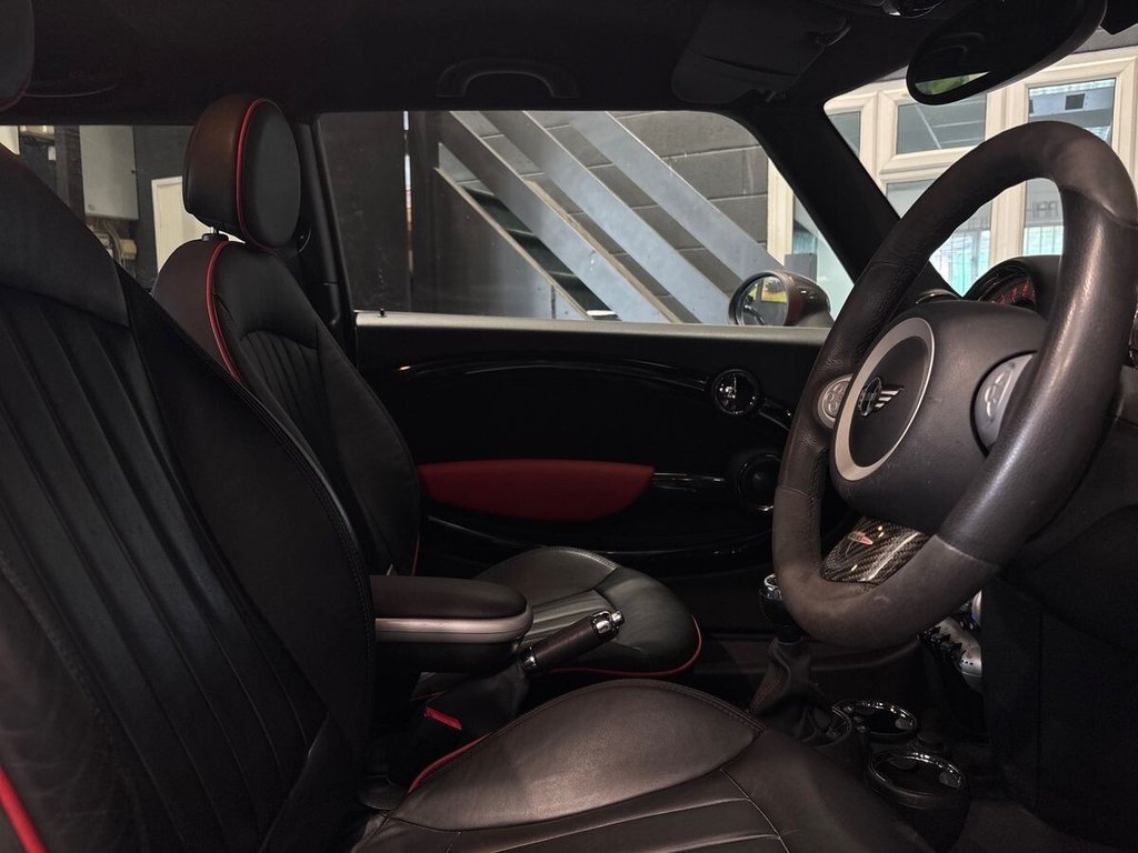 USED 2010 10 MINI HATCH JOHN COOPER WORKS 1.6 John Cooper Works Hatchback 3dr Petrol Manual Euro 5 (211 ps) WC 50 - 1 OF 500 WORLDWIDE