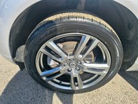 USED 2018 67 VOLVO XC60 2.0 T5 Inscription SUV in silver with 81,500 miles, FSH, 2 owners, ULEZ compliant, auto, sat nav, leather interior, touchscreen & more! With a full service history, this 2018 Volvo XC60 T5 Inscription with 81,500 miles is a superb example of a reliable and well-maintained vehicle. The XC60, with its 2.0L petrol engine and four-wheel drive, offers a refined driving experience. The Inscription trim adds a touch of luxury, while its Euro 6 emission class ensures it meets modern environmental standards. This particular model comes with desirable features, including 20in alloy wheels, an active Four-C chassis system, satelitte naviga