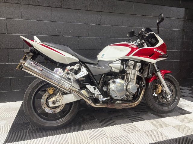 View our HONDA CB1300