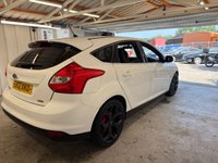 USED 2012 12 FORD FOCUS 1.6 TDCi Zetec Hatchback 5dr Diesel Manual Euro 5 (s/s) (115 ps)+2 KEYS+11 SERVICE STAMPS+NAV 2 KEYS+11 SERVICE STAMPS+NAV+SENSORS+LOW INSURANCE+ALLOYS+AIRCON+LOW TAX+&pound;20 TAX+DAB+HPI CLEAR